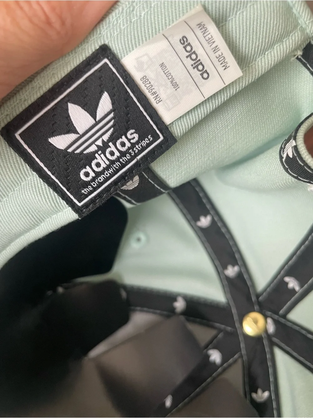 Women’s Adidas Original Trefoil Strapback Baseball cap